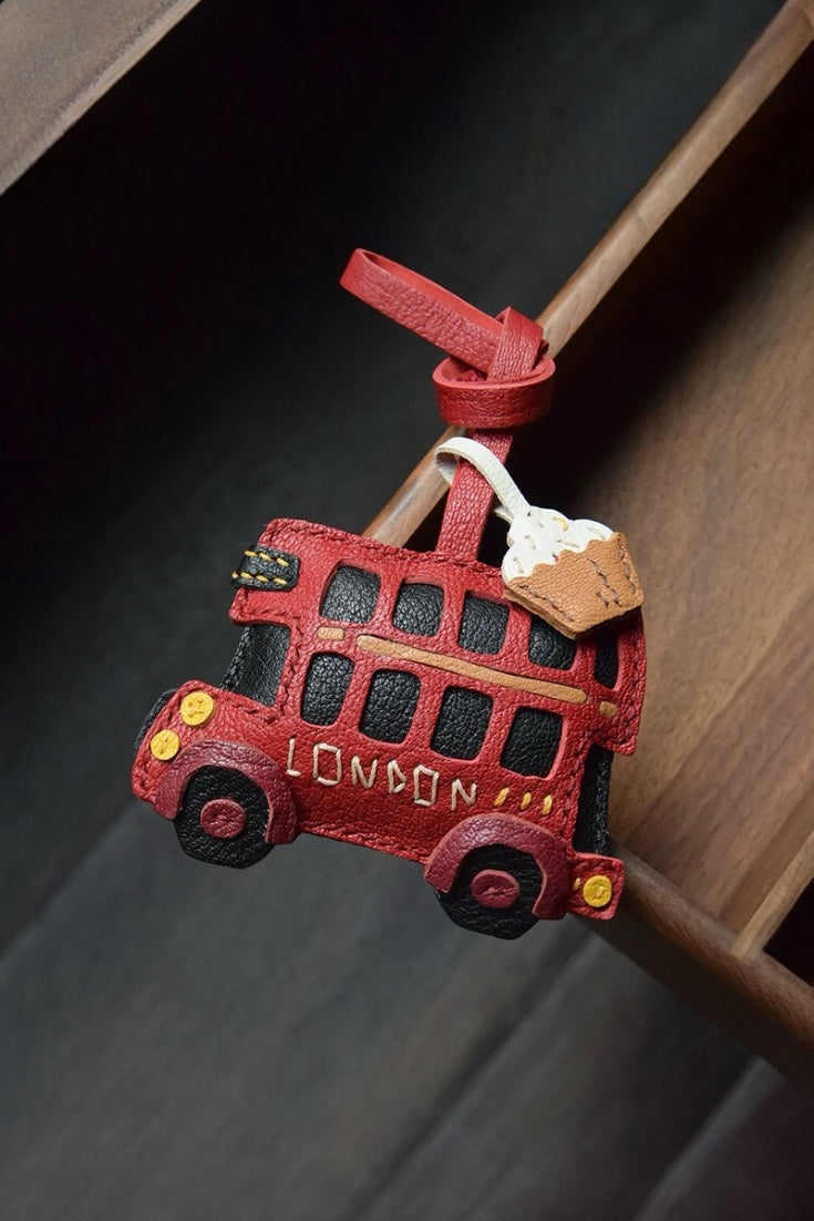 LONDON BUS BAG CHARM