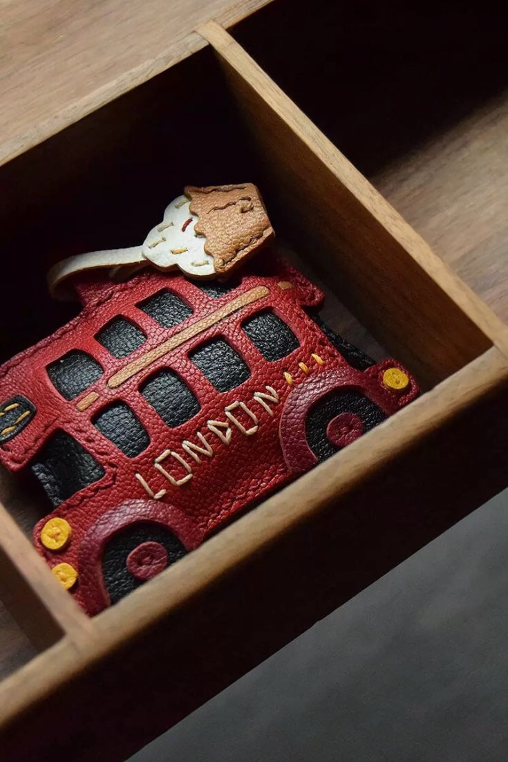 LONDON BUS BAG CHARM