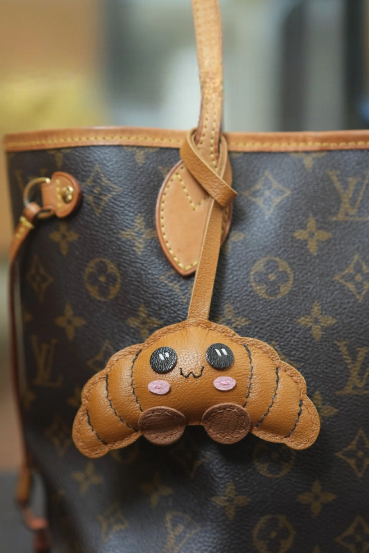 FRENCH CROISSANT BAG CHARM