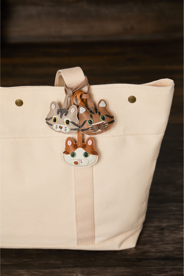 DOMESTIC SHORTHAIR BAG CHARM