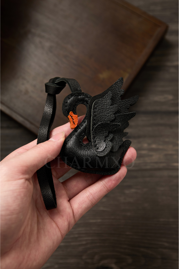 SWAN BAG CHARM