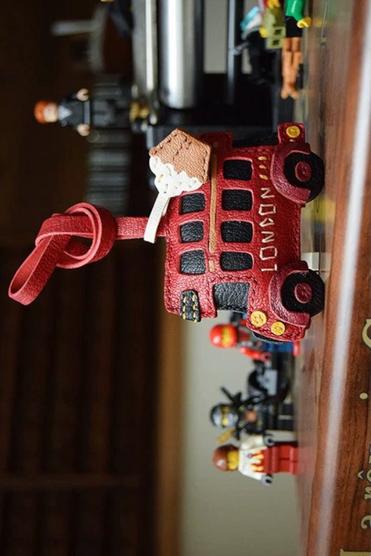 LONDON BUS BAG CHARM