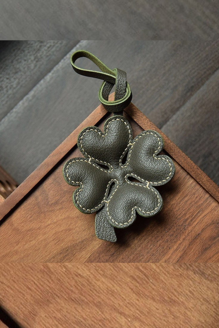 FOUR LEAF CLOVER BAG CHARM