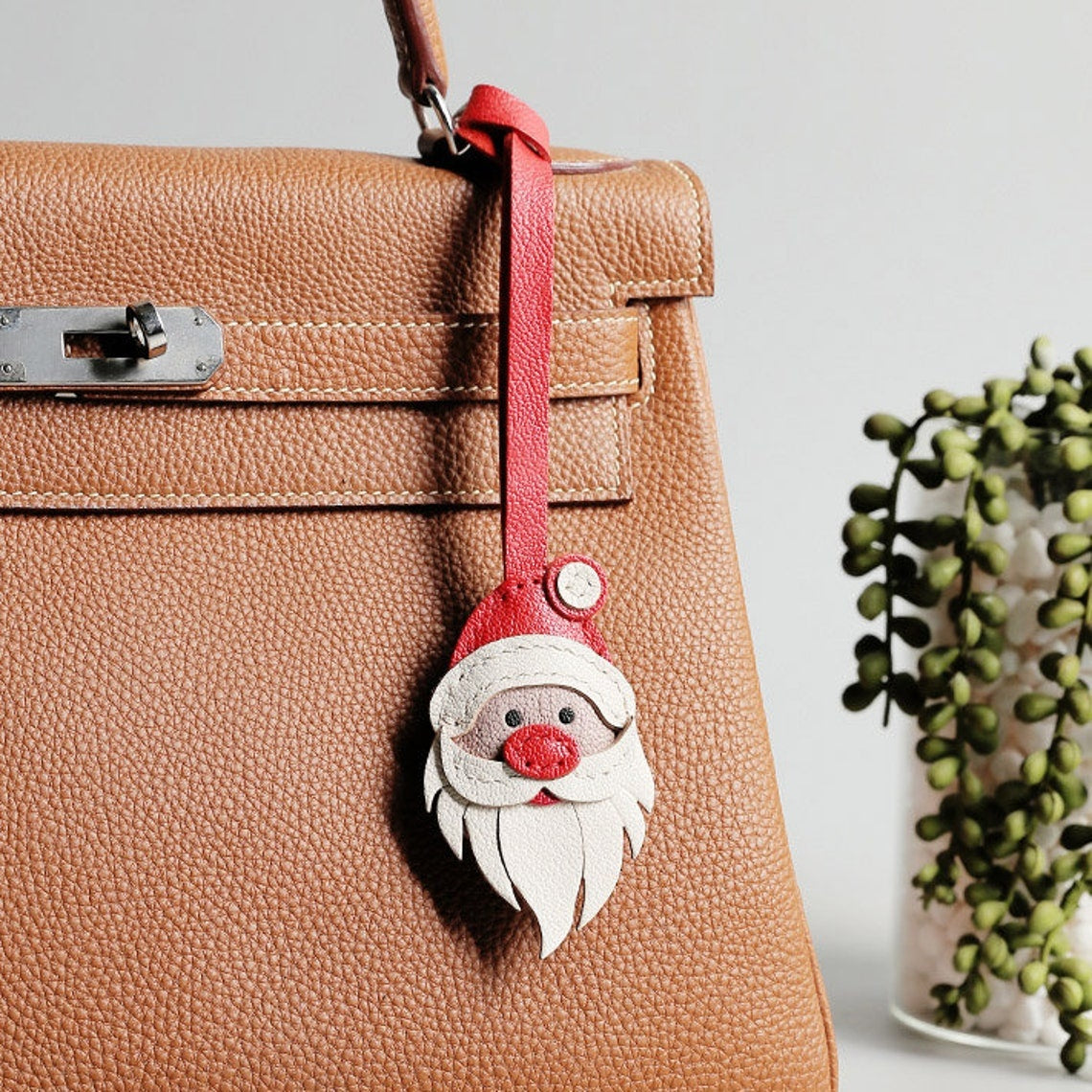 SANTA CLAUS BAG CHARM