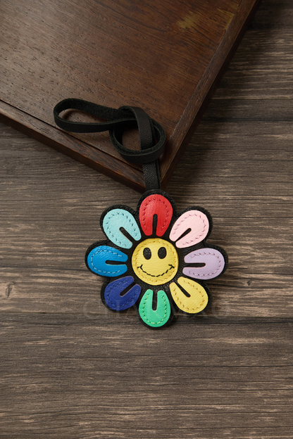 SMILE FLOWER BAG CHARM